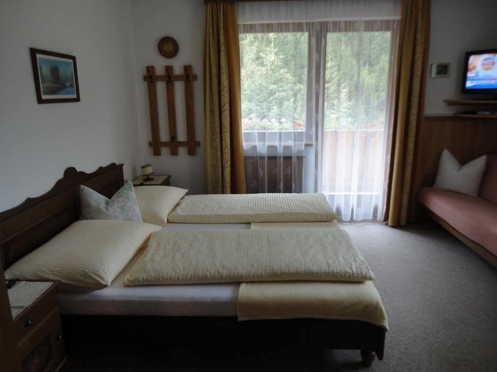 Haus Dorfblick Hotel Pragraten Luaran gambar